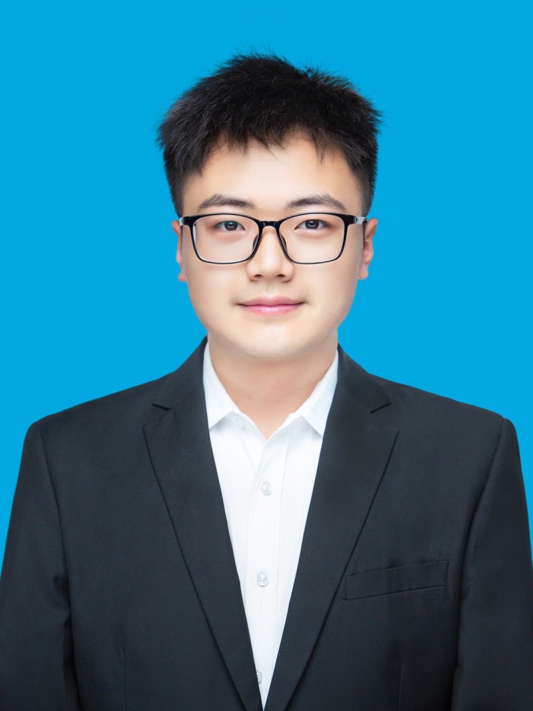 王煜文证件照